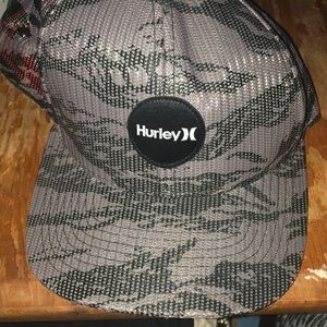Gray adjustable Hurley trucker hat